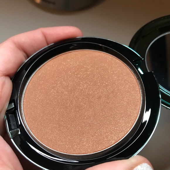 MAC Alluring Aquatic